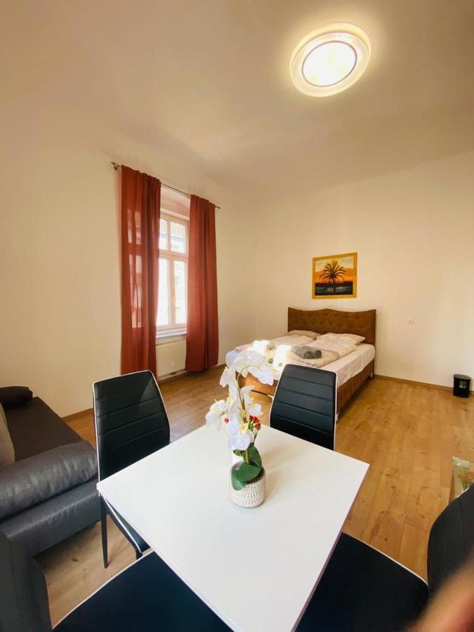 Deluxe Quad Room Dw Vienna Luaran gambar